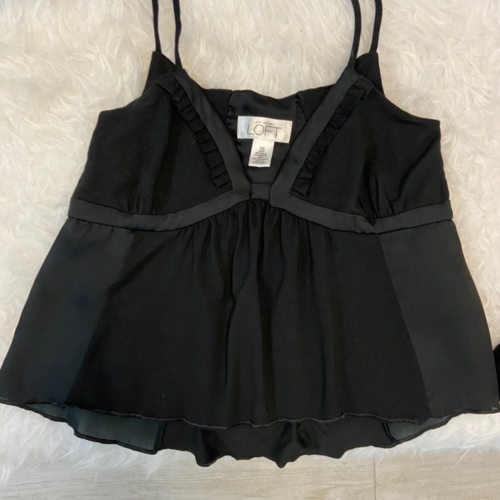 2 Black Tops